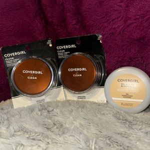 COVERGIRL IVORY Pressed Powder